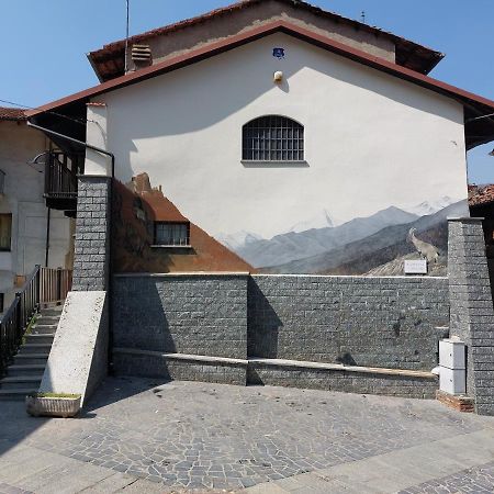 فيلا Casa Del Rustico, Indipendente Vista Sacra Con Dipinto Caprie المظهر الخارجي الصورة