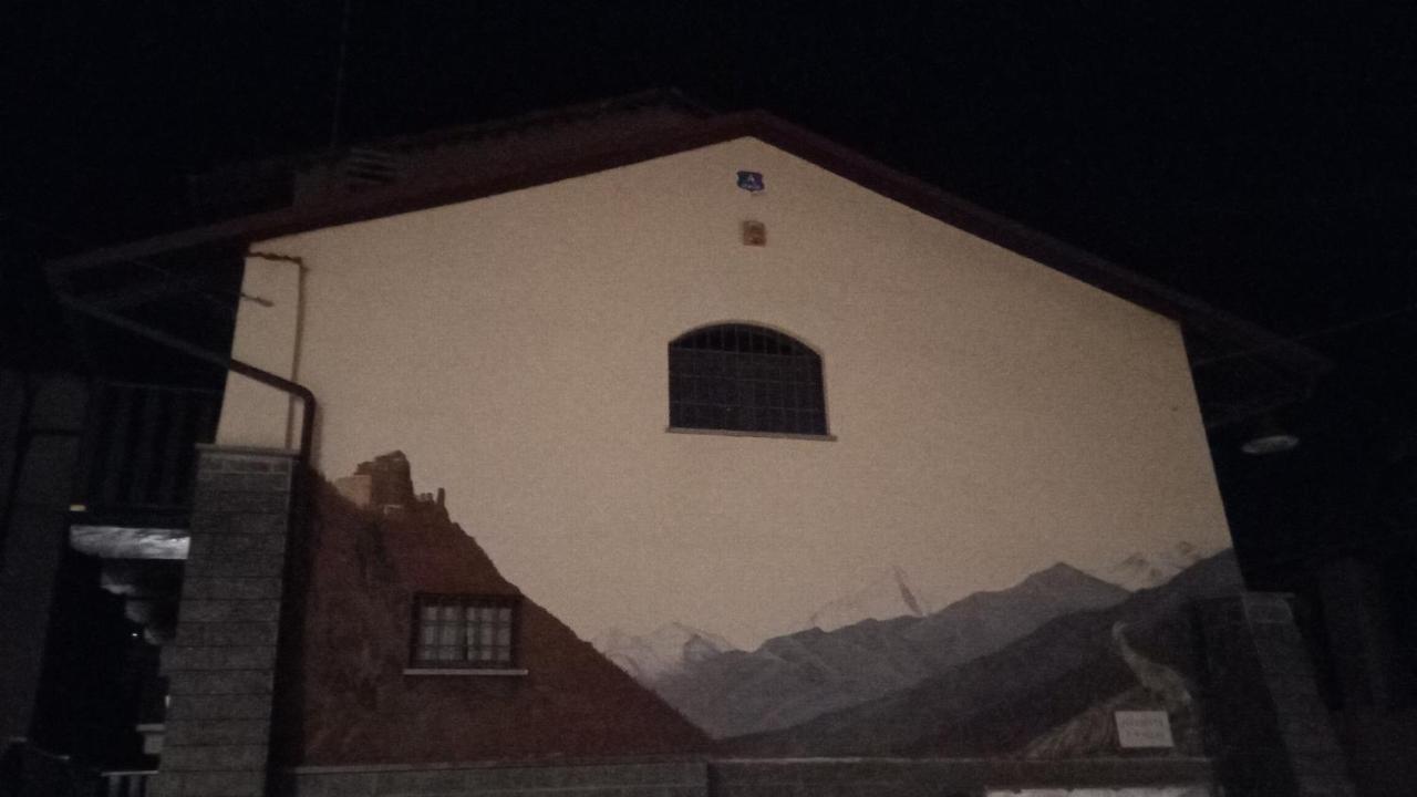 فيلا Casa Del Rustico, Indipendente Vista Sacra Con Dipinto Caprie المظهر الخارجي الصورة