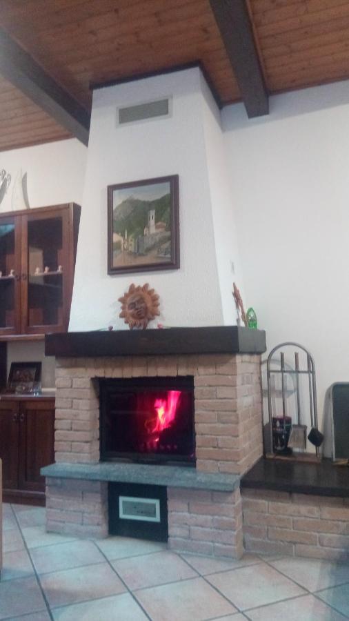 فيلا Casa Del Rustico, Indipendente Vista Sacra Con Dipinto Caprie المظهر الخارجي الصورة