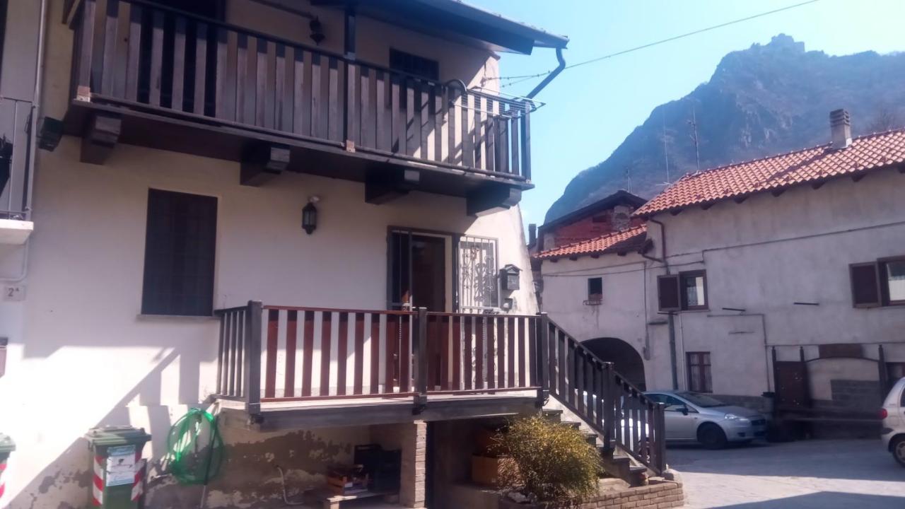فيلا Casa Del Rustico, Indipendente Vista Sacra Con Dipinto Caprie المظهر الخارجي الصورة