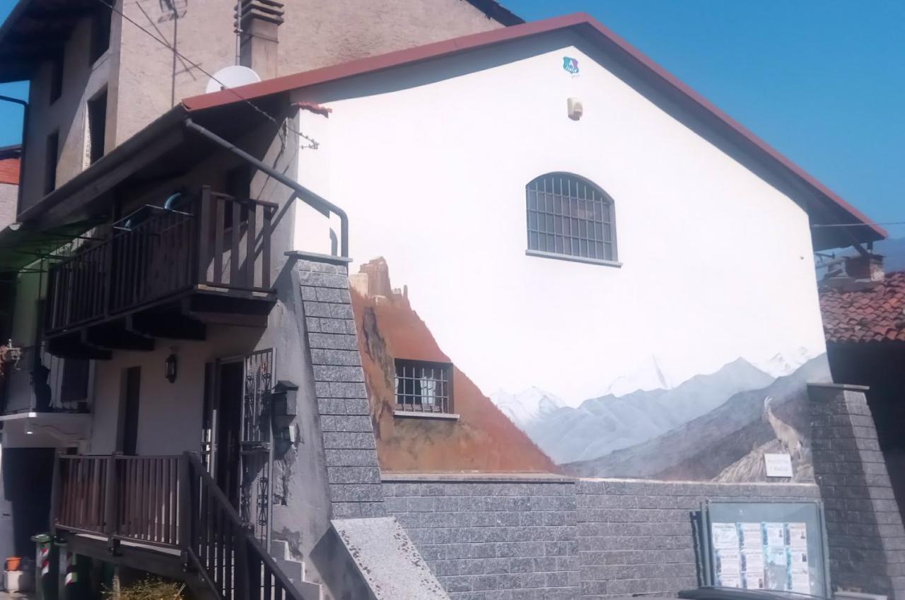 فيلا Casa Del Rustico, Indipendente Vista Sacra Con Dipinto Caprie المظهر الخارجي الصورة
