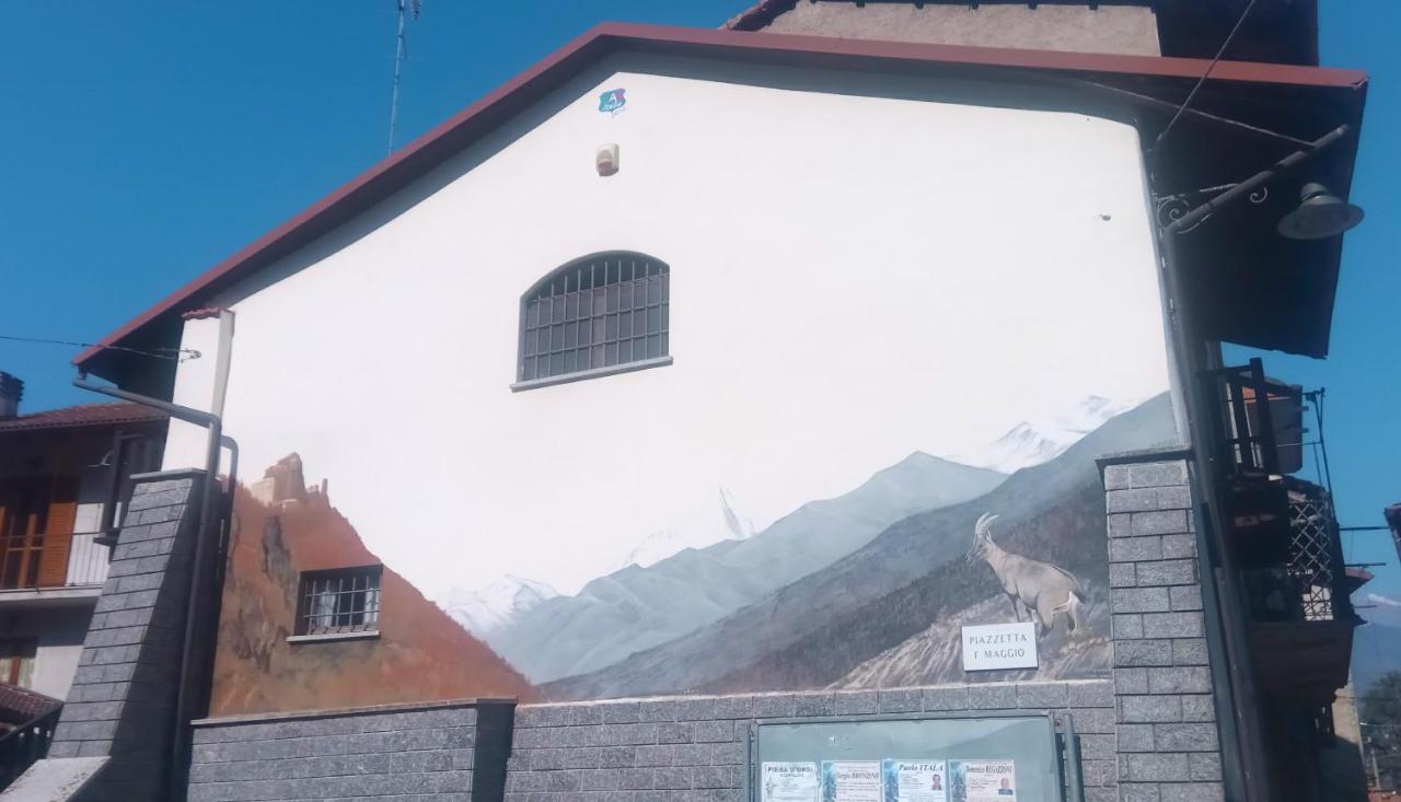 فيلا Casa Del Rustico, Indipendente Vista Sacra Con Dipinto Caprie المظهر الخارجي الصورة